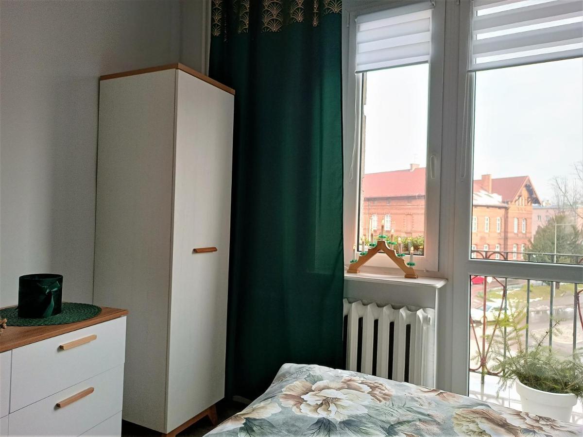 Szmaragdowy Apartament Przy Ulicy Opolskiej Tarnowskie Góry Exteriör bild