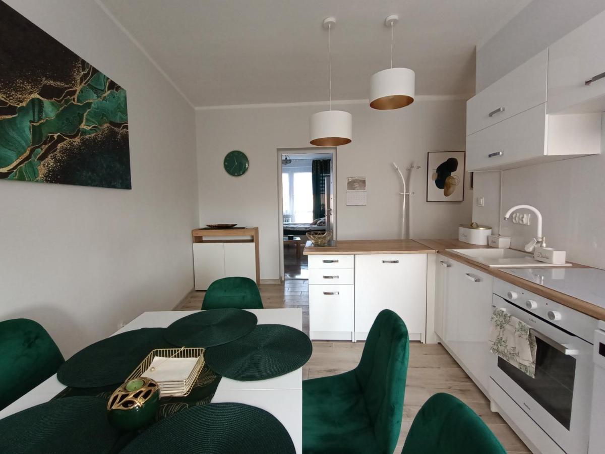 Szmaragdowy Apartament Przy Ulicy Opolskiej Tarnowskie Góry Exteriör bild